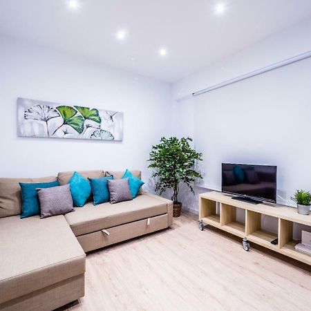 Malaga Urban Center Apartment Exterior photo